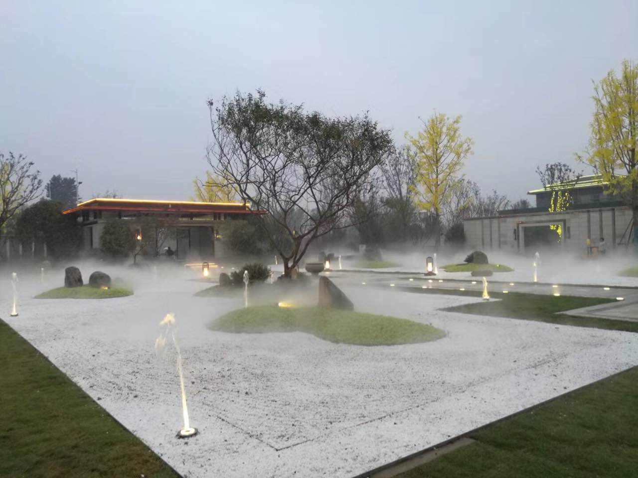 人造霧景觀(guān)園林造霧霧森系統